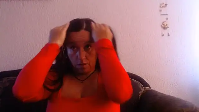 Snapshot of valeriapinter chatting on 06-12-26, 12:48 valeriapinter online show from 06-12-26, 12:48