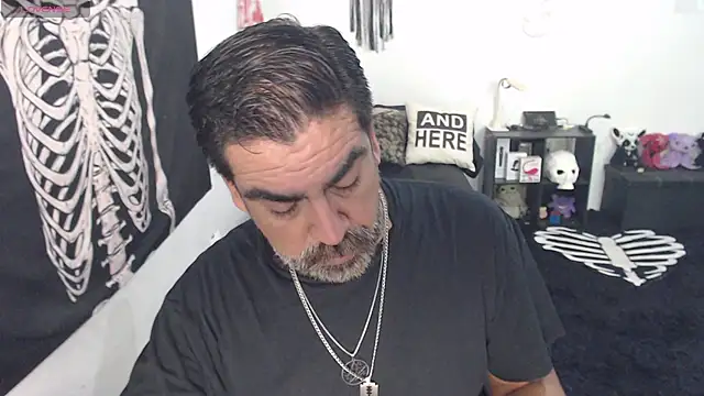 Snapshot of soyelcarlitos_ chatting on 06-01-26, 05:36 soyelcarlitos online show from 06-01-26, 05:36