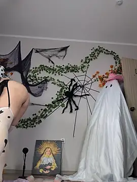 Silvia Santorskii online show from 10-27-25, 09:35