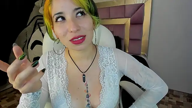 Laughing Naty online show from 12-04-24, 07:50