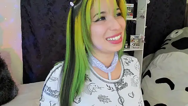 Laughing Naty online show from 02-18-25, 03:21