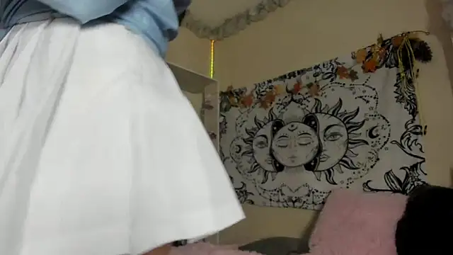 Laughing Naty online show from 09-25-25, 12:47