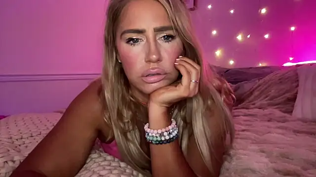 Fitnessbabe69 online show from 11-16-25, 08:42