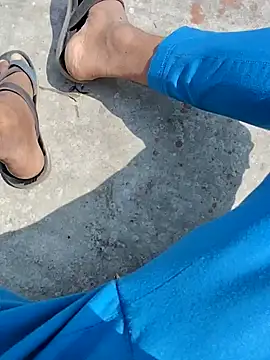 Snapshot of Kolkata___Boy chatting on 12-17-24, 05:51 Kolkata Boy online show from 12-17-24, 05:51