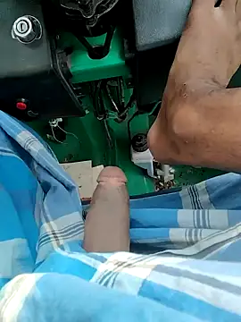 Snapshot of Kolkata___Boy chatting on 12-22-24, 03:44 Kolkata Boy online show from 12-22-24, 03:44