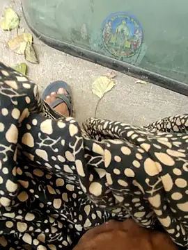 Snapshot of Kolkata___Boy chatting on 02-23-25, 08:17 Kolkata Boy online show from 02-23-25, 08:17