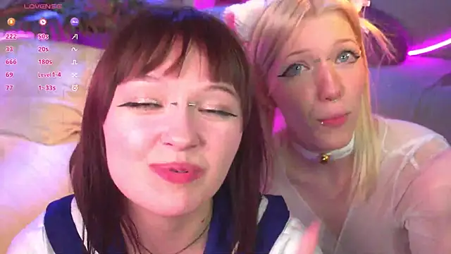 Snapshot of Wildneck chatting on 03-13-25, 11:27 Wildneck online show from 03-13-25, 11:27