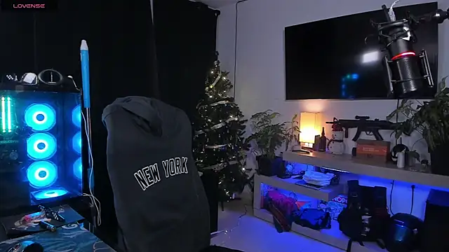 Snapshot of bigryann23 chatting on 12-24-24, 04:00 bigryann23 online show from 12-24-24, 04:00