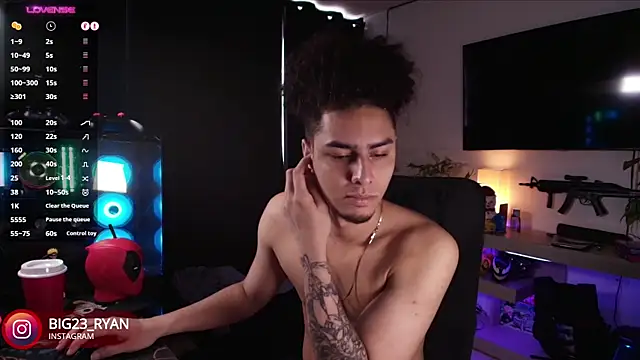 Snapshot of bigryann23 chatting on 01-05-25, 09:25 bigryann23 online show from 01-05-25, 09:25