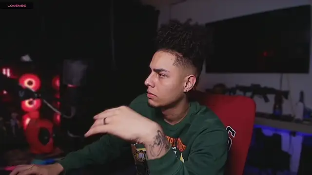 Snapshot of bigryann23 chatting on 02-02-25, 12:40 bigryann23 online show from 02-02-25, 12:40