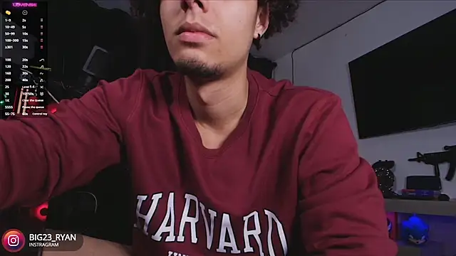 Snapshot of bigryann23 chatting on 03-09-25, 01:56 bigryann23 online show from 03-09-25, 01:56