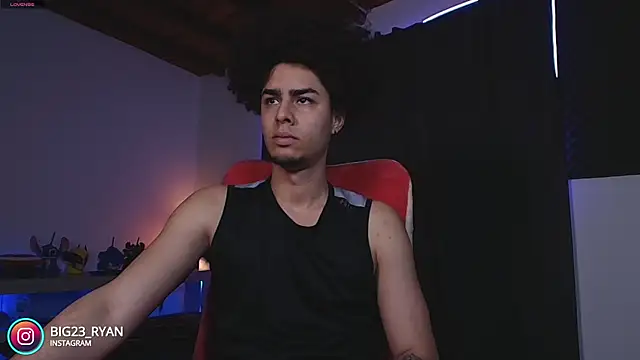 Snapshot of bigryann23 chatting on 10-14-25, 11:38 bigryann23 online show from 10-14-25, 11:38